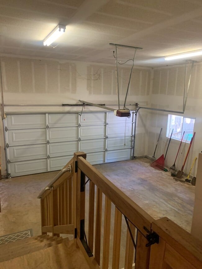 Foto del edificio - Beautiful Move in Ready 3 bedroom 2 bath home in Established neighborhood