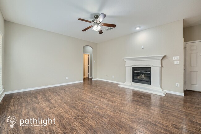 Foto del edificio - 6224 Claire Drive, Fort Worth, TX, 76131