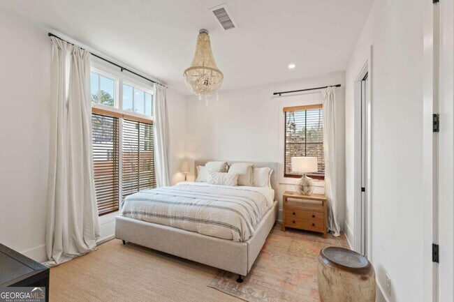 Foto del edificio - 10879 Serenbe Ln