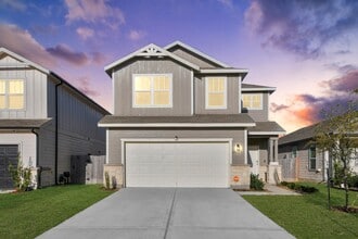 Building Photo - 25927 Chicory Dr