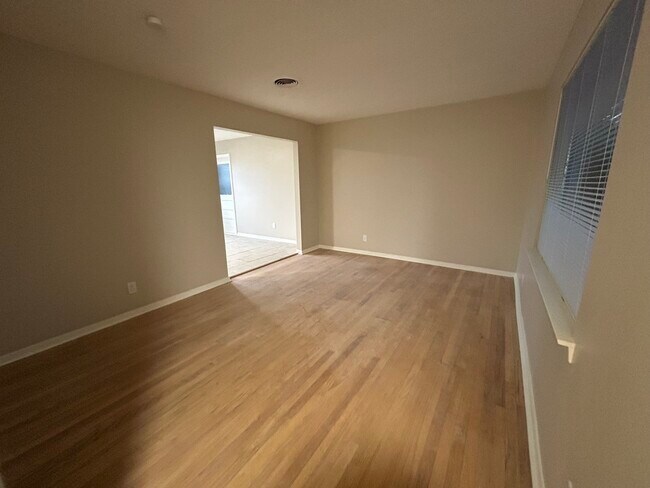 Foto del edificio - 12414 Ledger Ln