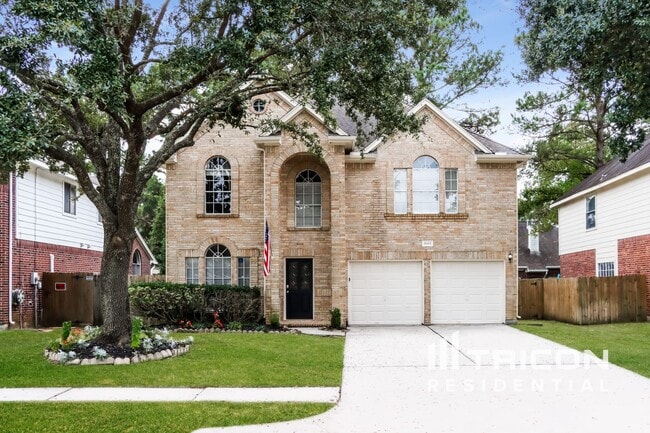 Building Photo - 9003 Cypress Square Dr