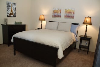 Building Photo - 108 Tuscany Pl