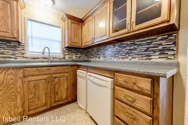 Foto del edificio - 3 br, 2 bath House - 3309 Lake Charles Ave