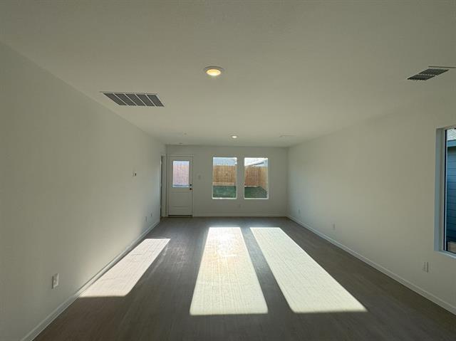 Building Photo - 827 Madrono Dr