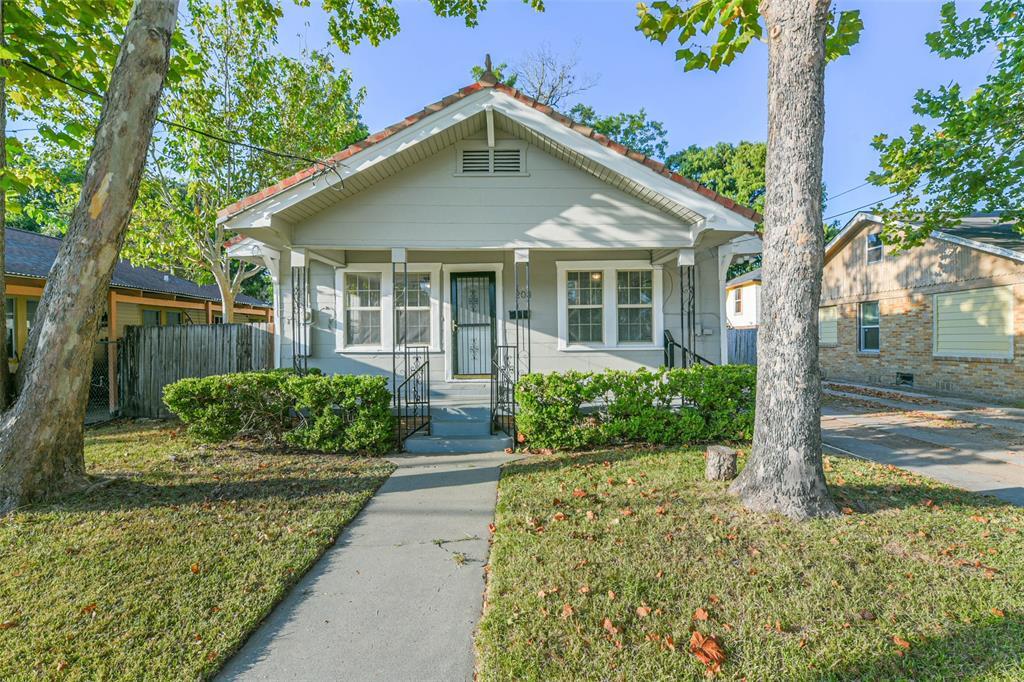 Primary Photo - 208 W Lobit Ave