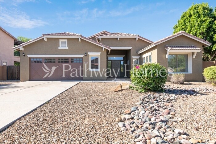 Foto principal - 13843 W Watson Ln
