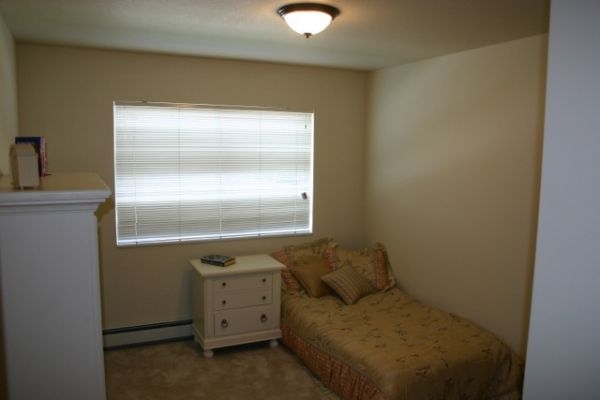 Bedroom - Berrywood Apartments