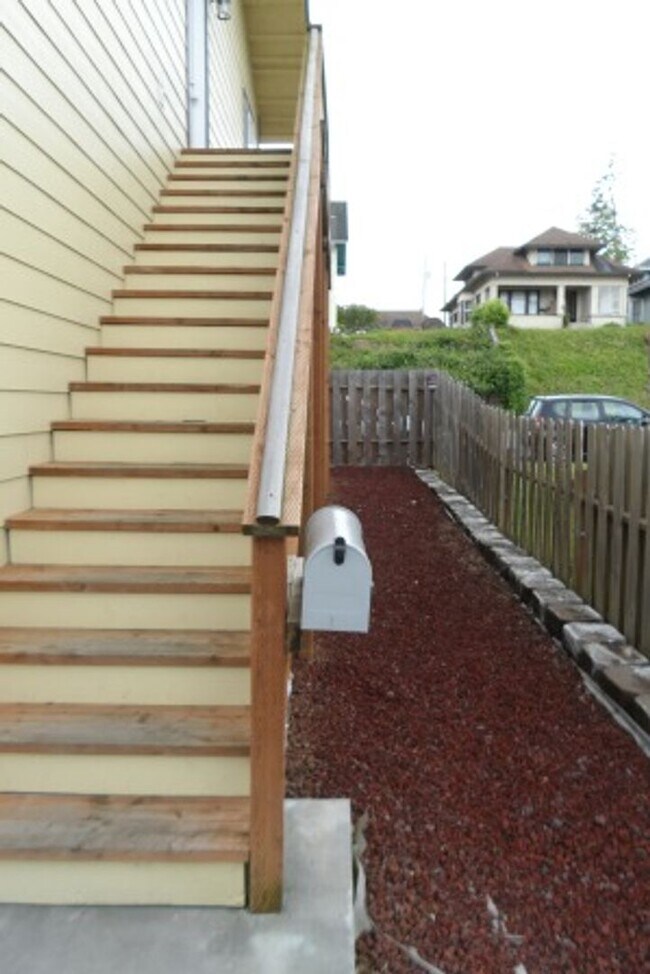 Foto del edificio - 9996 - Procurement Properties