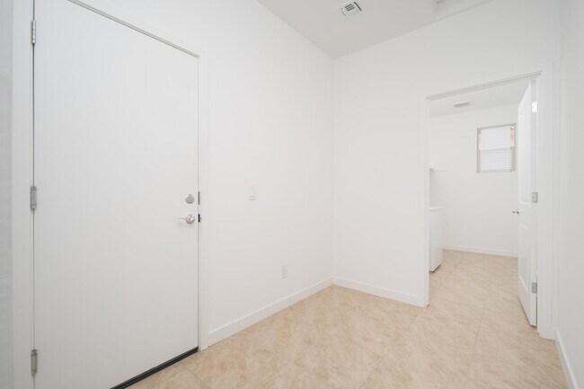 Foto del edificio - 14844 S 179th Ave