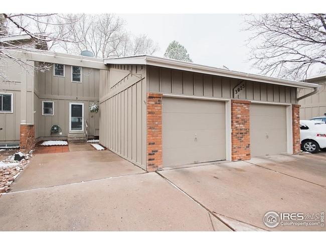 Building Photo - 3025 Regatta Ln