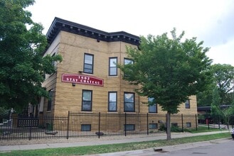 Building Photo - 1802 11th Ave S