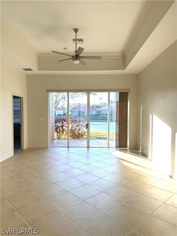 Foto del edificio - 7944 Haven Dr