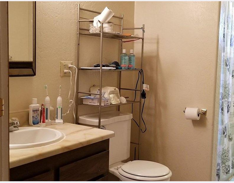 Foto principal - 1207 E Canby St