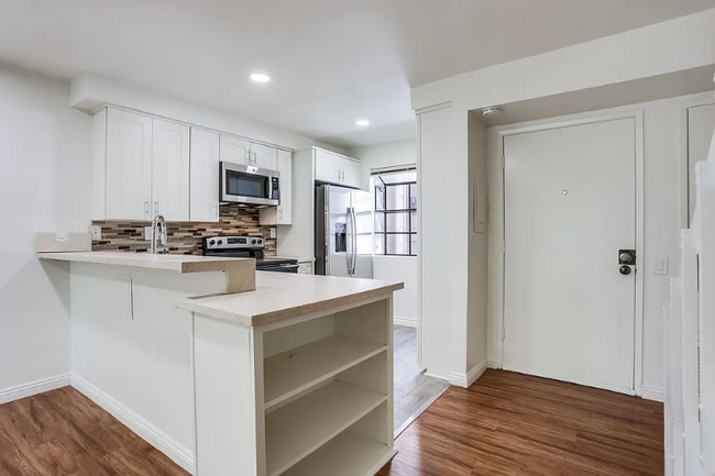 Building Photo - 26701 Quail Creek