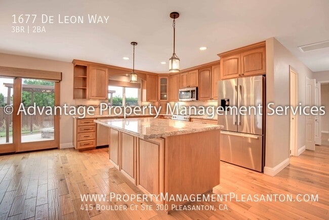 Building Photo - 1677 De Leon Way