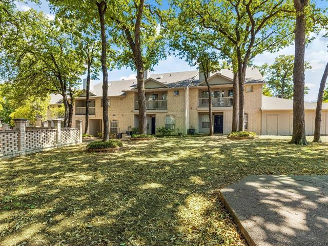 Foto del edificio - 1501 Cedar Elm Dr