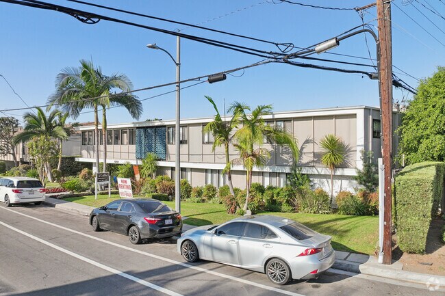 Foto principal - Friendly Hills Apartments
