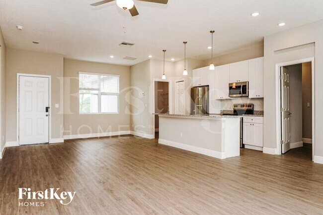 Foto del edificio - 3120 Halsey Avenue Southeast