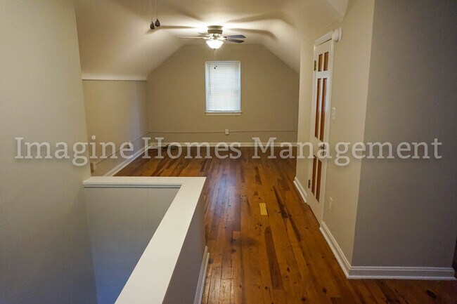Building Photo - 2080 Olive Avenue