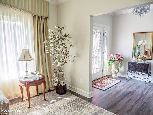 Foto del edificio - 37440 Curwood Dr