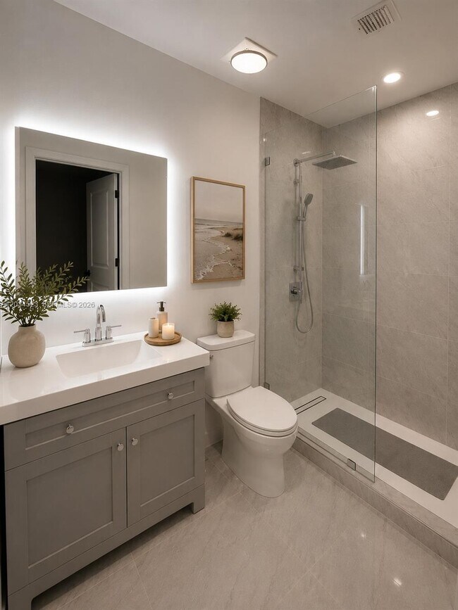 Foto del edificio - 652 NE 63rd St