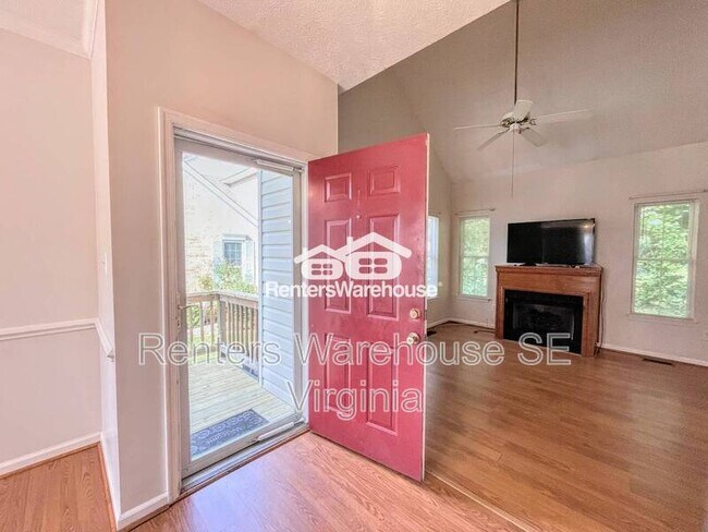 Foto del edificio - 143 Creekshire Crescent
