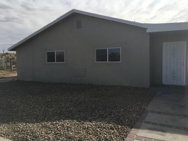 Foto del edificio - 339 San Carlos St