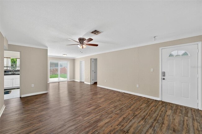 Foto del edificio - 3701 60th St N