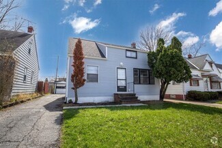 Building Photo - 19508 Fairway Ave