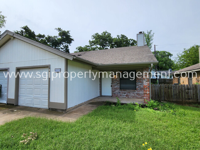 Foto del edificio - 2 Bed home in Fort Worth for rent