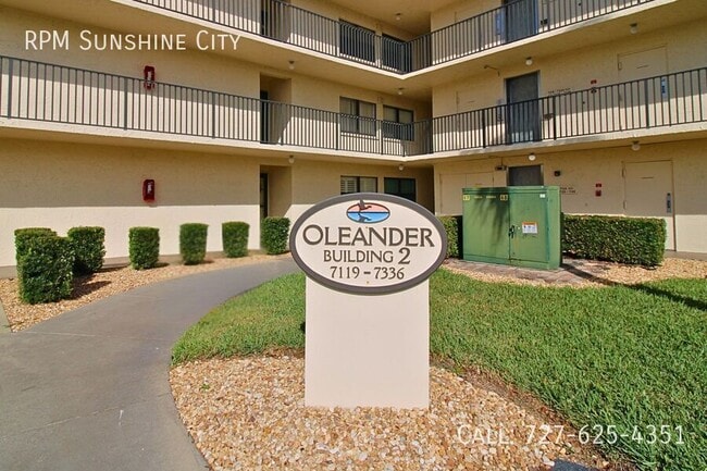 Foto del edificio - 11945 143rd St