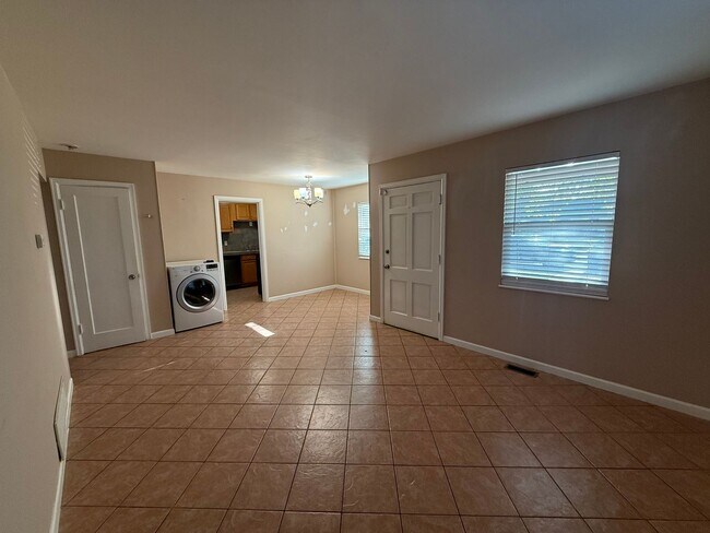 Foto del edificio - Cozy & Stylish Home Near Anschutz