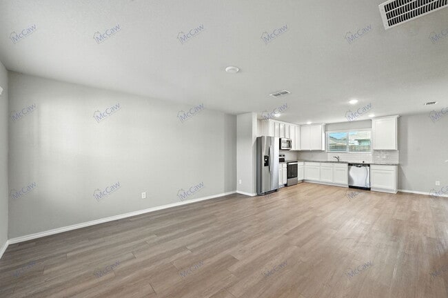 Foto del edificio - 6305 Port Ct