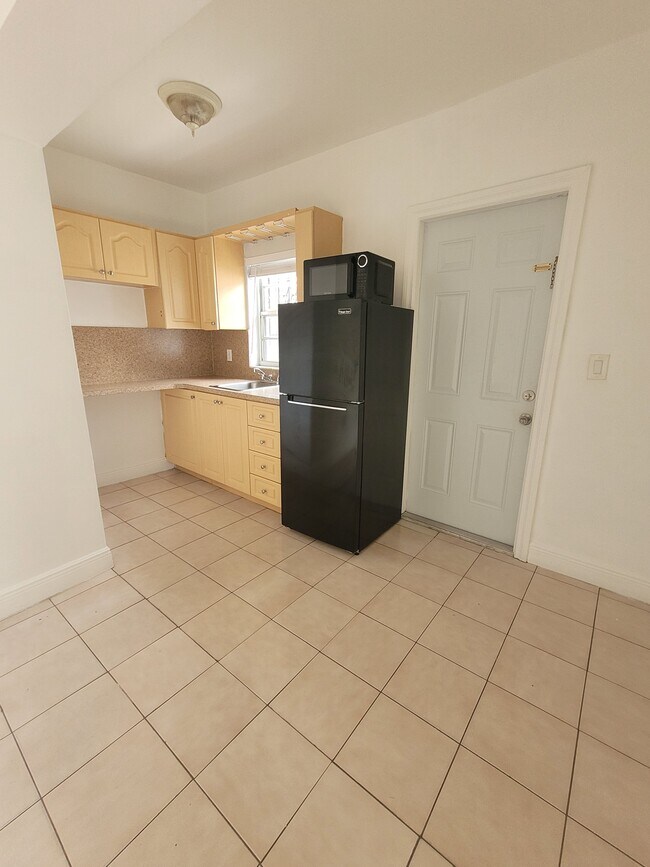 Foto del edificio - 1634 NW 29th Ct