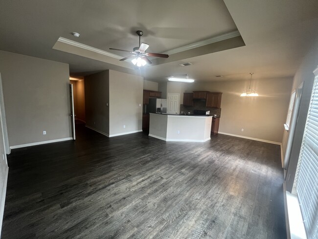 Foto del edificio - 8003 Fieldstone Dr