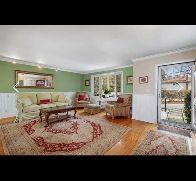 Foto del edificio - Charming 4BR House in Scarsdale