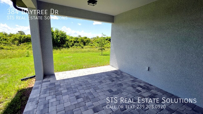 Foto del edificio - 384 Baytree Dr