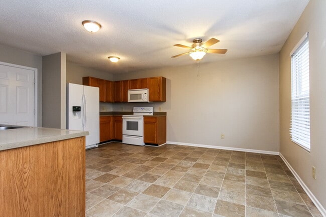 Foto del edificio - 8551 Bluff Point Dr