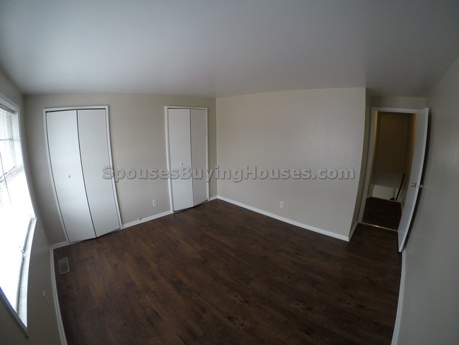 Building Photo - 4060 Gateway Ct