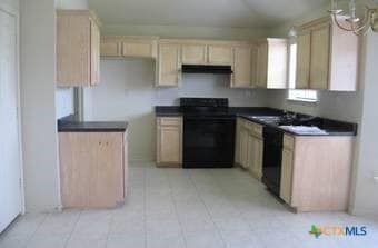 Building Photo - 3015 Nancy Jane Dr