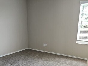 Building Photo - 7319 Avila Vis