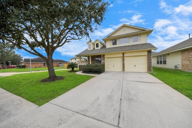 Foto del edificio - 7447 Oakwood Canyon Dr