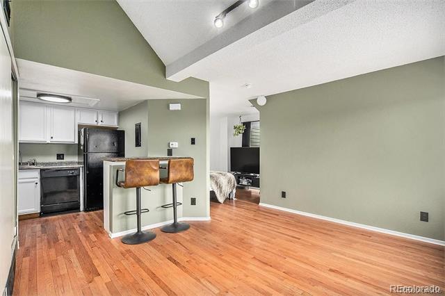 Foto del edificio - 8701 Huron St