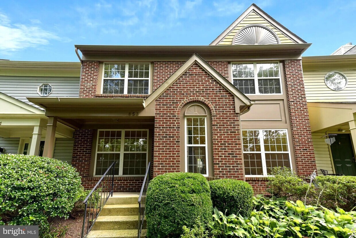 853 Waterford Dr, Frederick, MD 21702 Townhome Rentals in Frederick