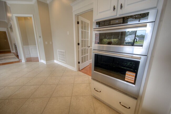 Foto del edificio - 3771 Waterford Dr