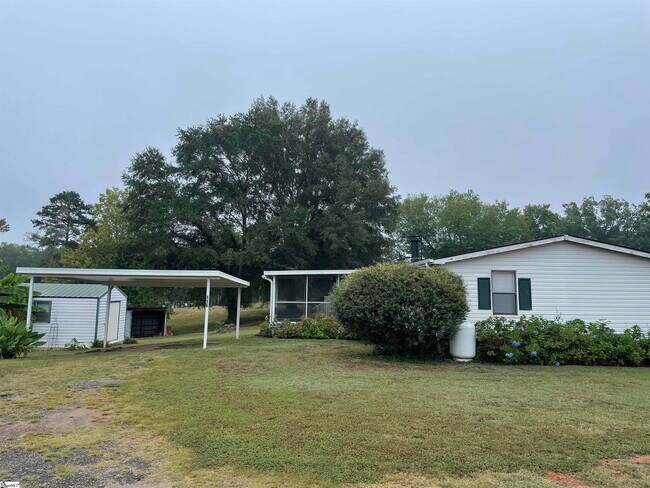 Foto del edificio - 116 Serenity Ln