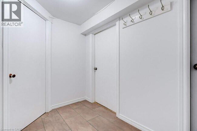 Photo du bâtiment - 2217 Ghent Ave