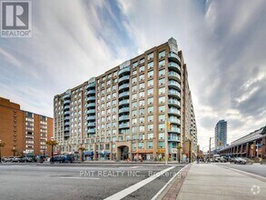 Building Photo - 109-109 Front St E