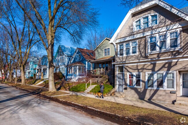 Riverside Park stays quiet within a mile of UW–Milwaukee and Ascension St. Mary’s.